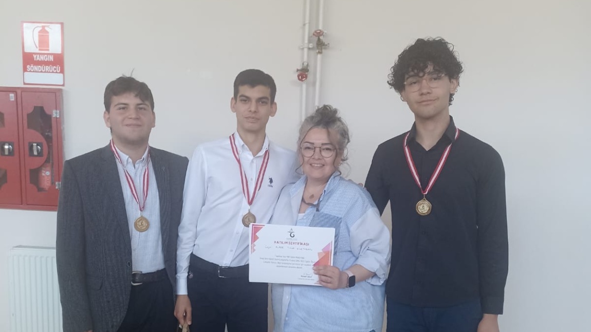 Sevgi Şehri Gönül Şehri Eskişehir'im Projesi Bilgi Yarışmasında İkinci Olduk